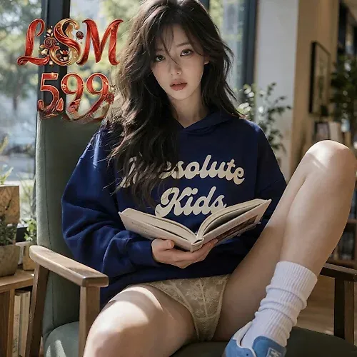 AIG  No.599 赵姗姗爱运动长腿帽服美女