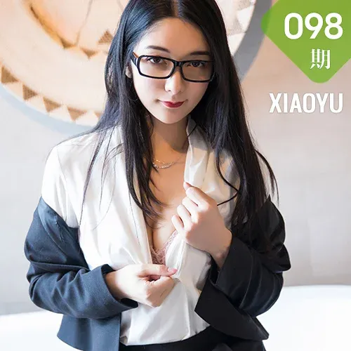 XIAOYU  语画界 Vol.098 Angela喜欢猫 眼镜OL短裙马尔代夫旅拍